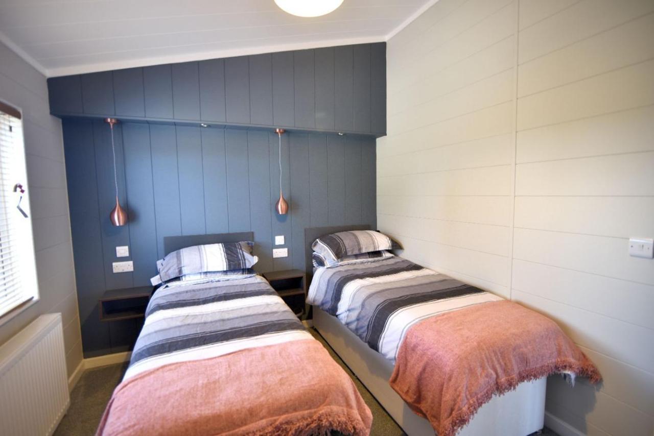莱姆里吉斯Hazelwood 4 Pinewood Retreat别墅 外观 照片